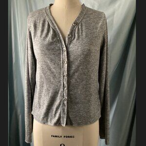 Gray long sleeve T-shirt